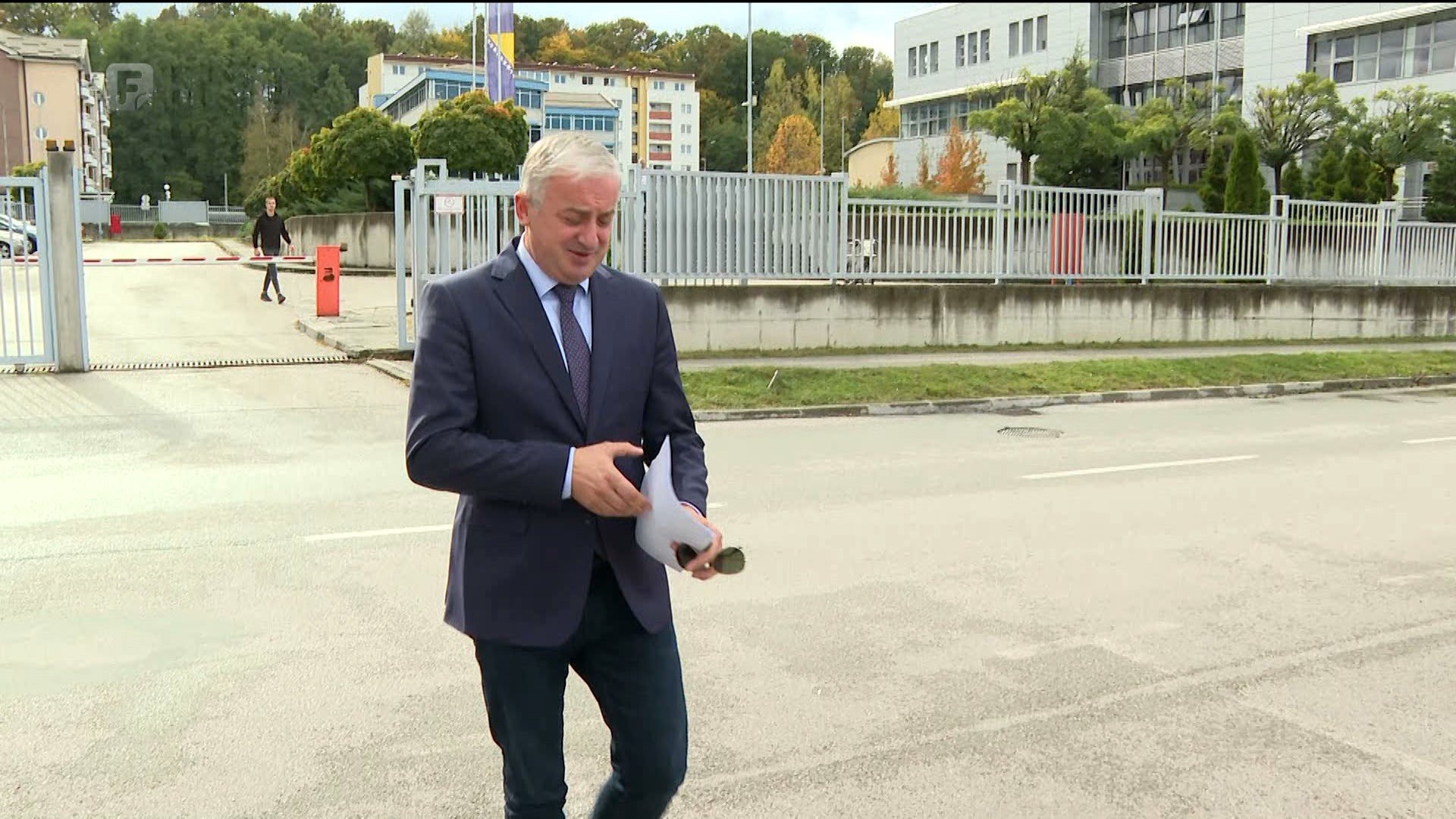 Borenović dao izjavu SIPA-i povodom prijave zbog slikanja glasačkog listića prilikom glasanja u NSRS-u